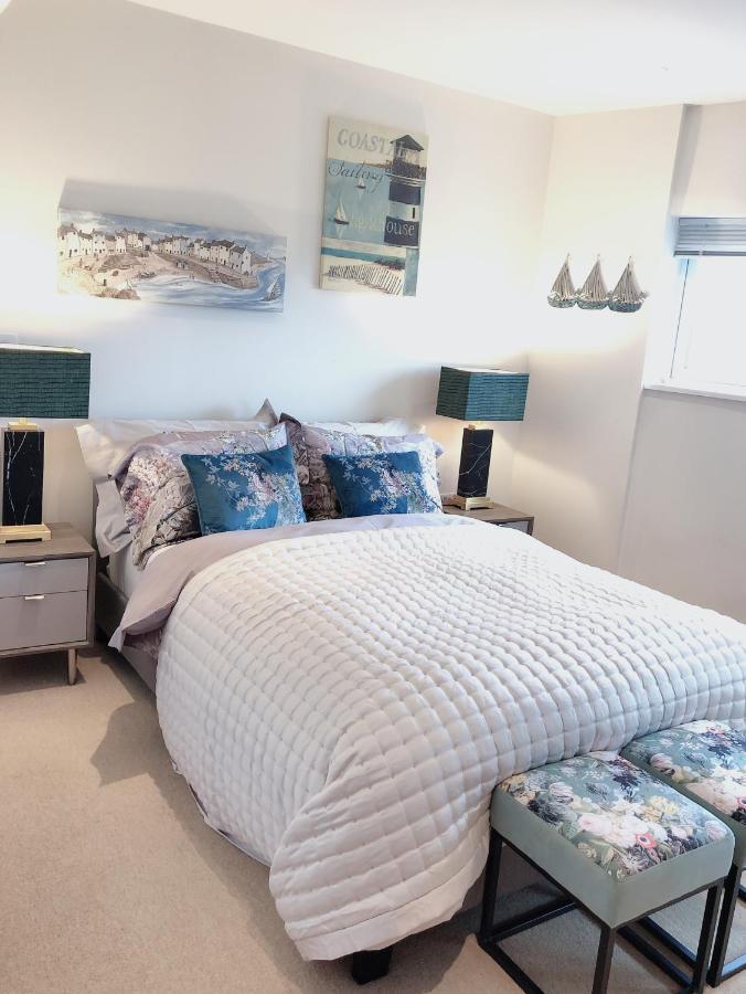 شقة Beach On The Doorstep Meridian Tower Marina سوانسي المظهر الخارجي الصورة
